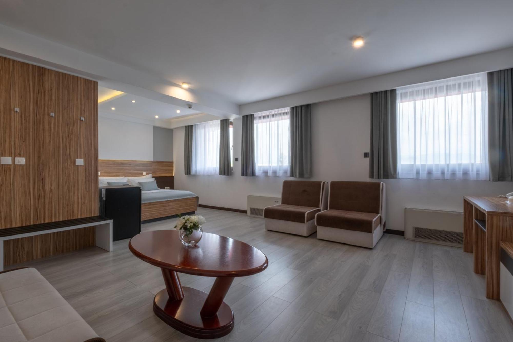 Hotel Bosna 1 Ilidža Kültér fotó